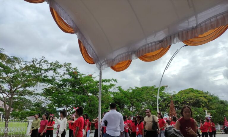 Kanwil Ditjen Imigrasi NTT Sambut Natal 2025