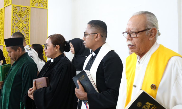 Cover Pelantikan Pejabat Kanwil Ditjen Imigrasi NTT