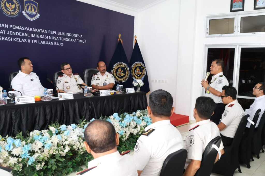 Wamen Imipas dan Kakanwil Ditjen Imigrasi NTT