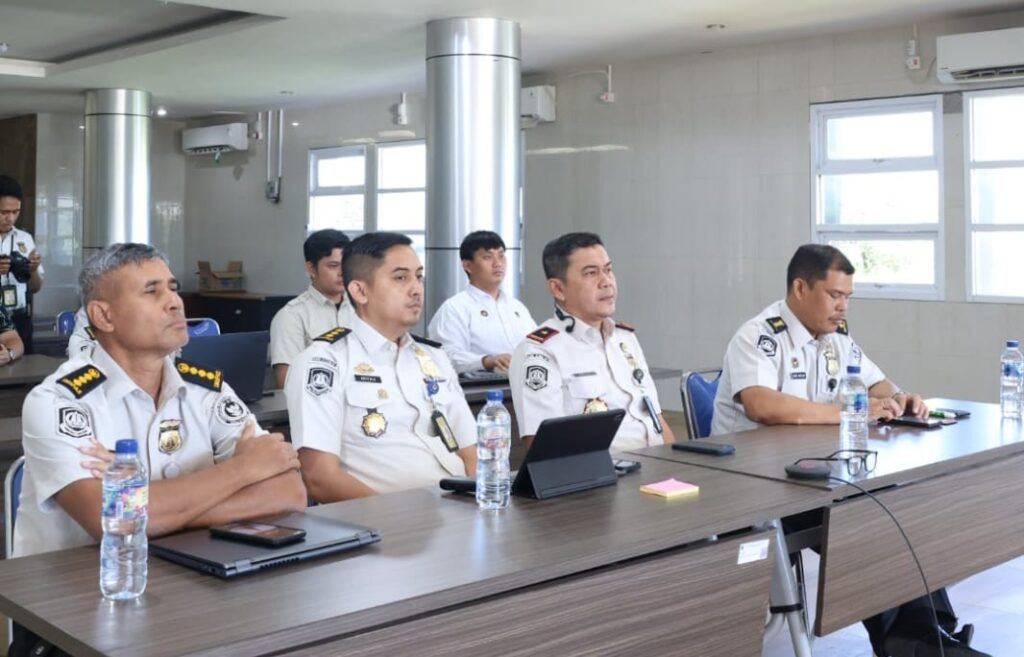Jajaran Pejabat Kanwil Ditjen Imigrasi NTT Mengikuti Anev I 2026 Bersama Jajaran Menteri Imipas