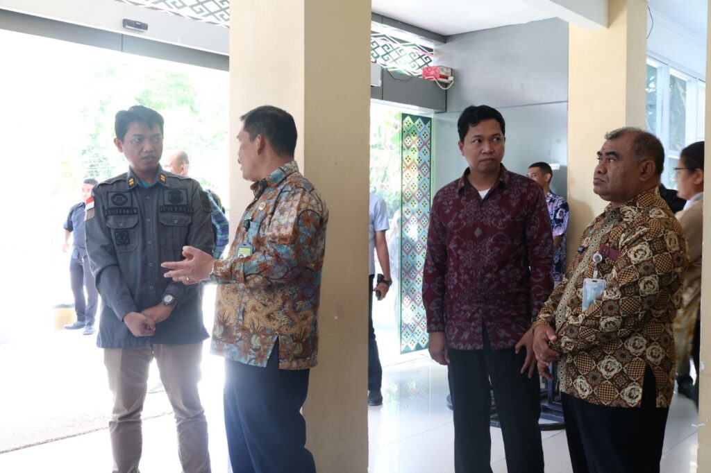 KabagTUM Kanwil Ditjen Imigrasi NTT Bindalwasnis Di TTU
