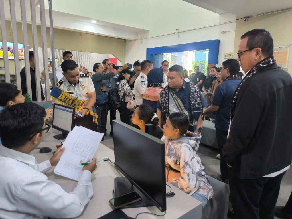 Reses DPR Di Kanwil Ditjen Imigrasi NTT