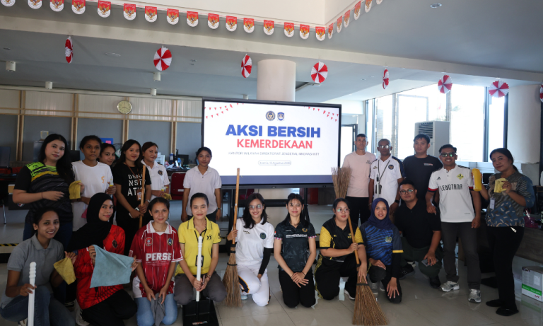 Cover Aksi Bersih-Bersih Kanwil Ditjen Imigrasi NTT dalam Rangka HUT RI Ke 81