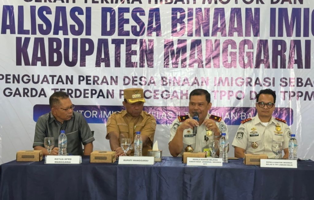 Kakanwil Ditjen Imigrasi NTT dalam Hibah Motor DBI