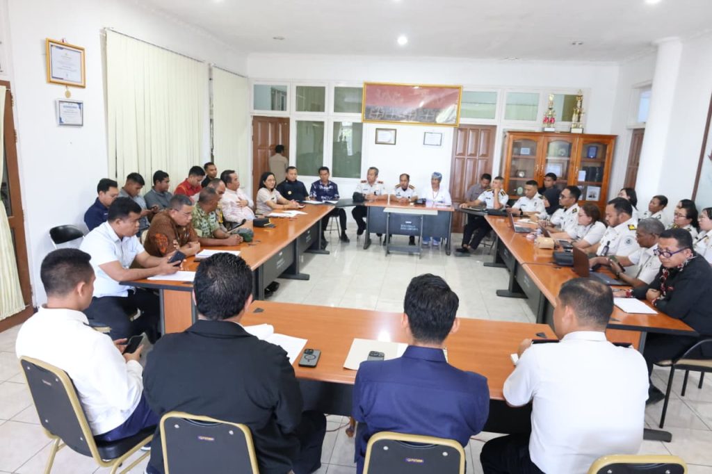 Rapat Koordinasi Sumba Kanwil Ditjen Imigrasi NTT