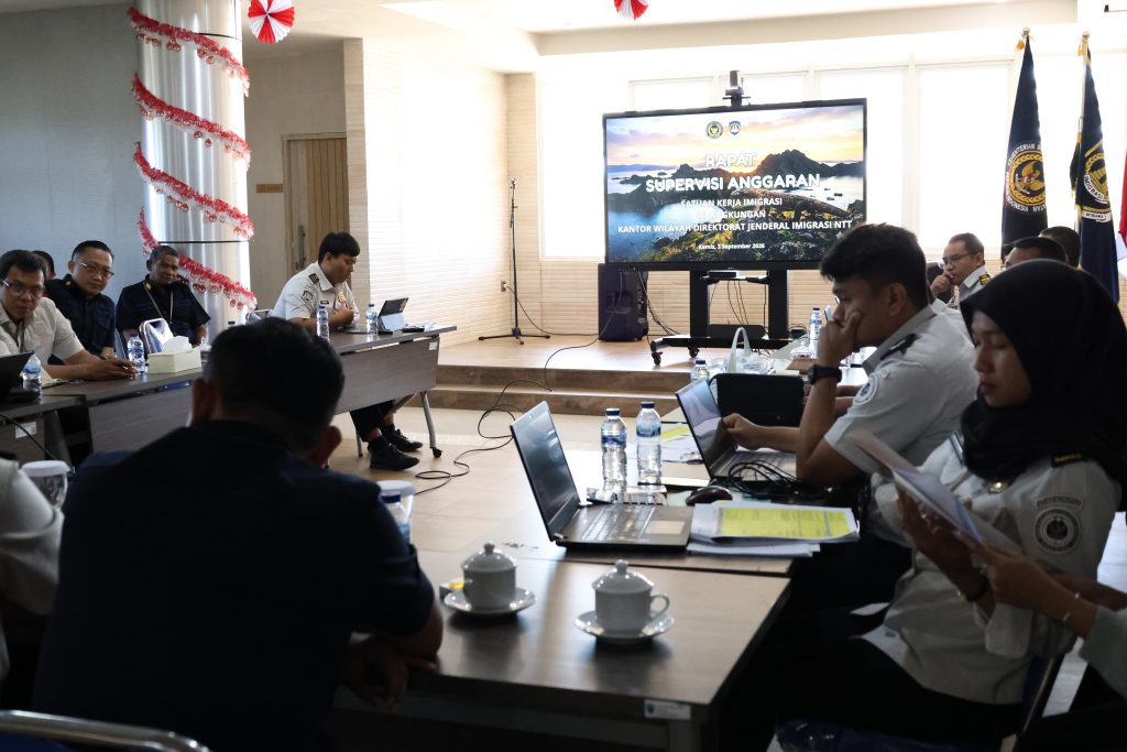 Rapat Supervisi Imigrasi NTT