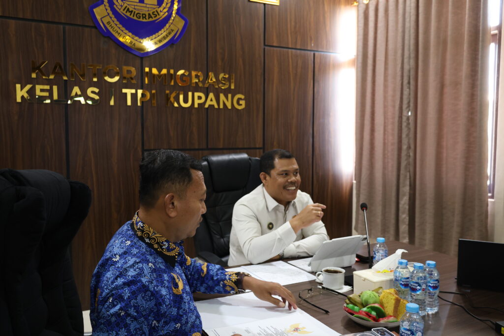 Kakanwil Ditjen Imigrasi NTT dalam Rapat Nota Kesepahaman